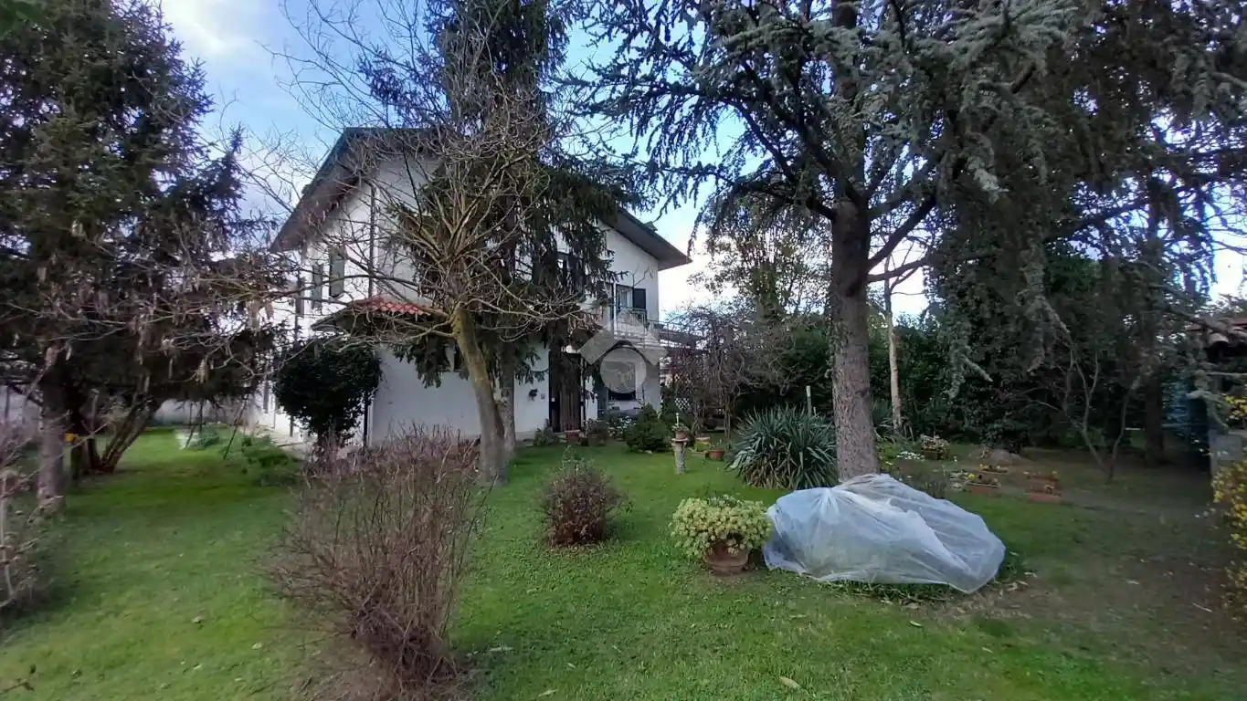 Casa indipendente in vendita a Russi