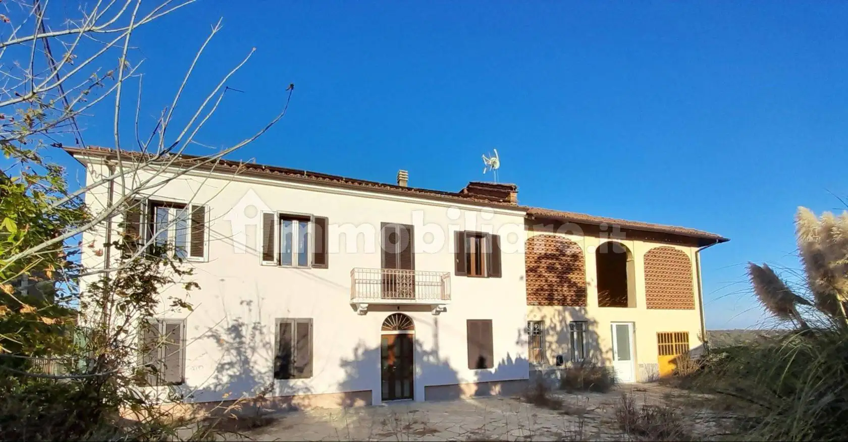 Villa in vendita a Camerano Casasco