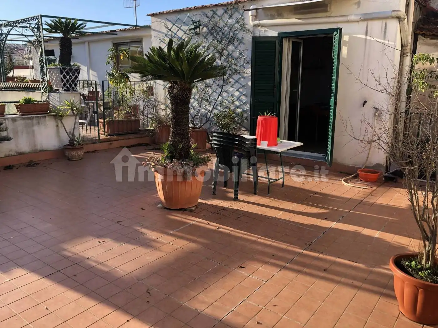 Appartamento in vendita a Napoli