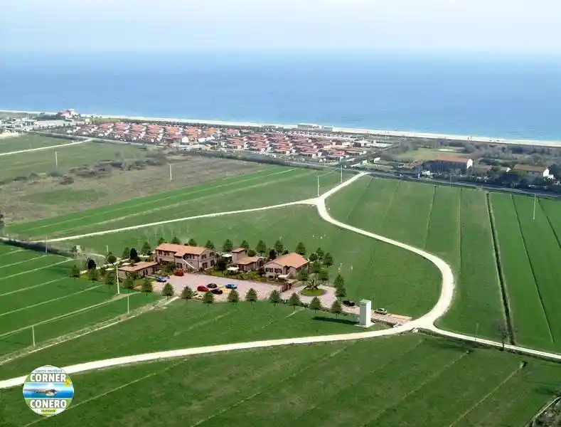 Palazzo - Edificio in vendita a Potenza Picena