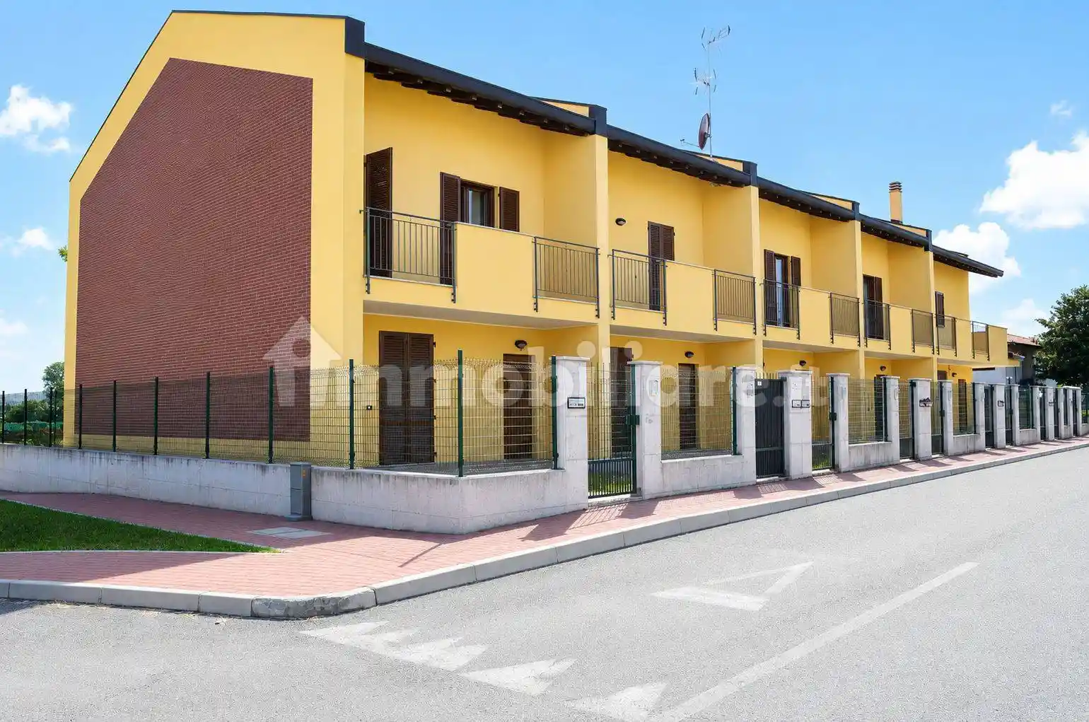 Appartamento in affitto a Varallo Pombia