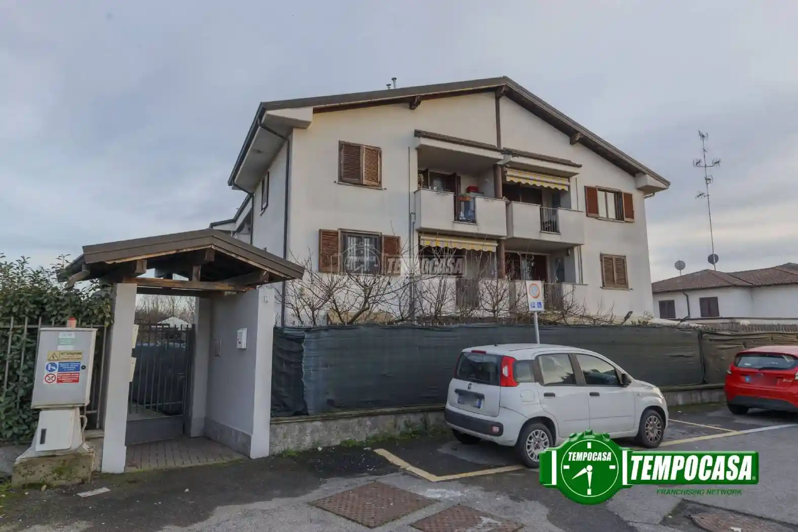 Appartamento in vendita a Vernate