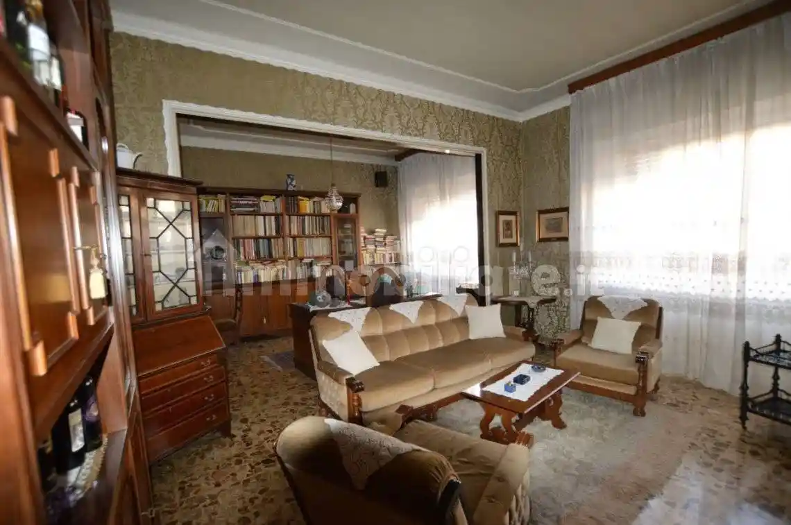 Appartamento in vendita a Jesi