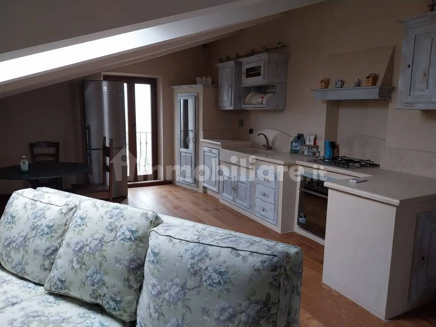 Appartamento in affitto a Todi