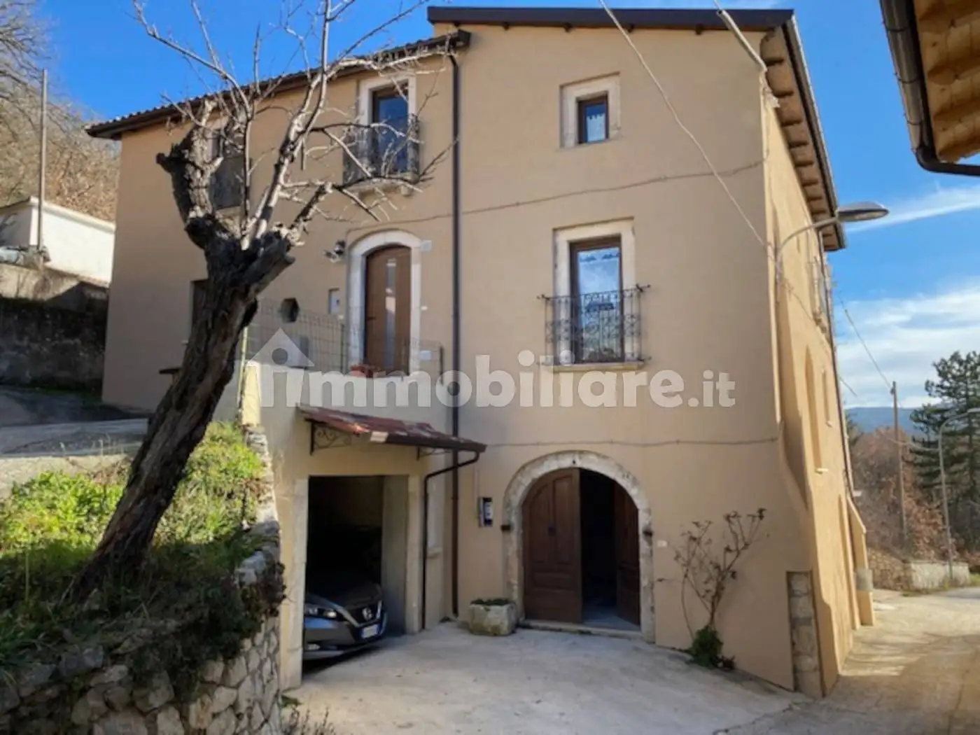 Casa indipendente in vendita a Fagnano Alto
