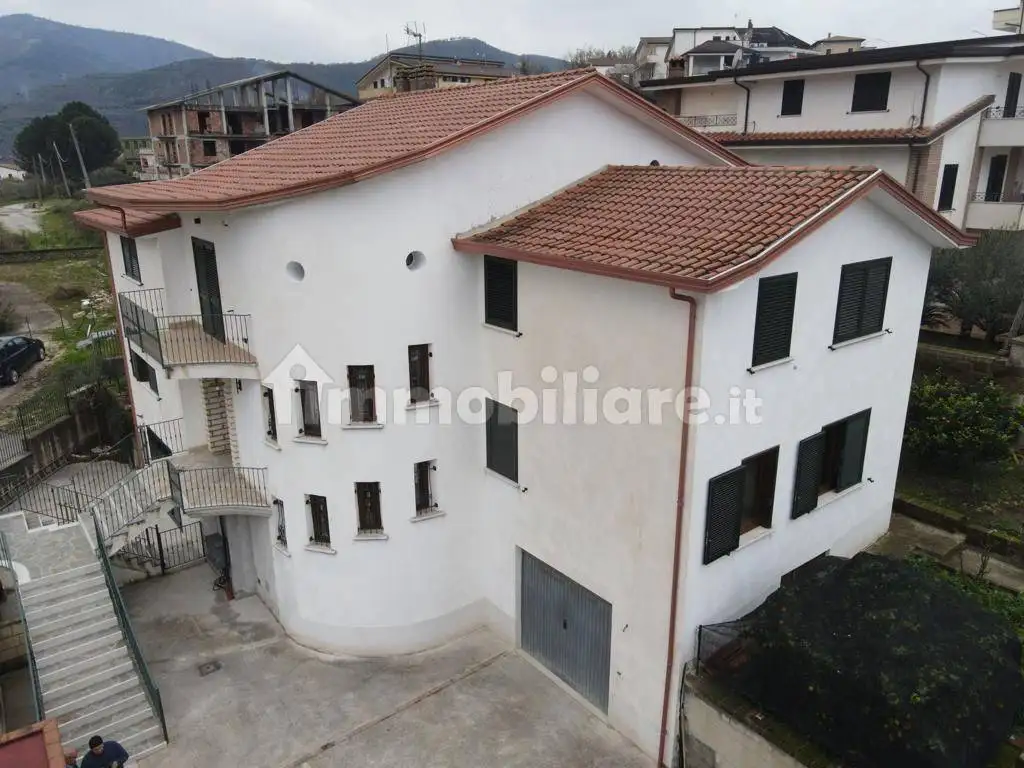 Villa in vendita a Sant'Agata de' Goti