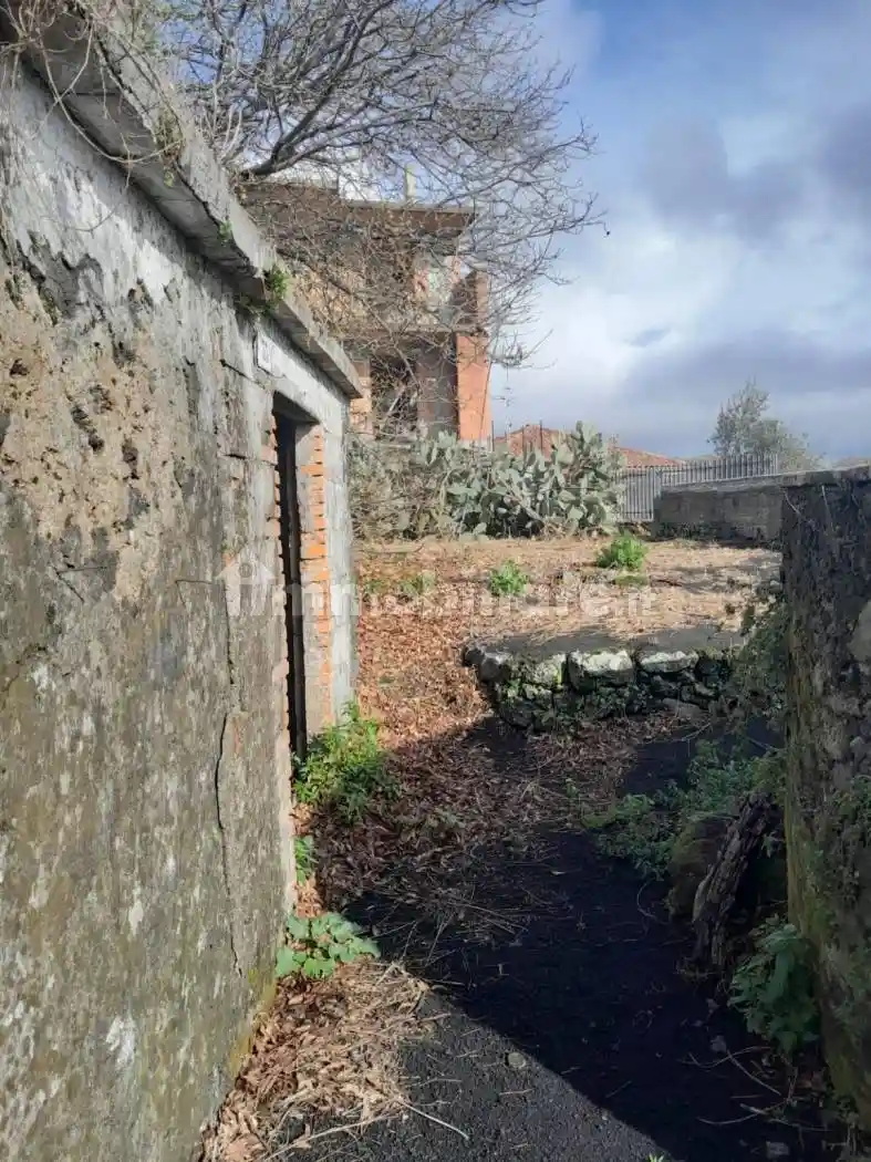 Rustico - Casale in vendita a Zafferana Etnea