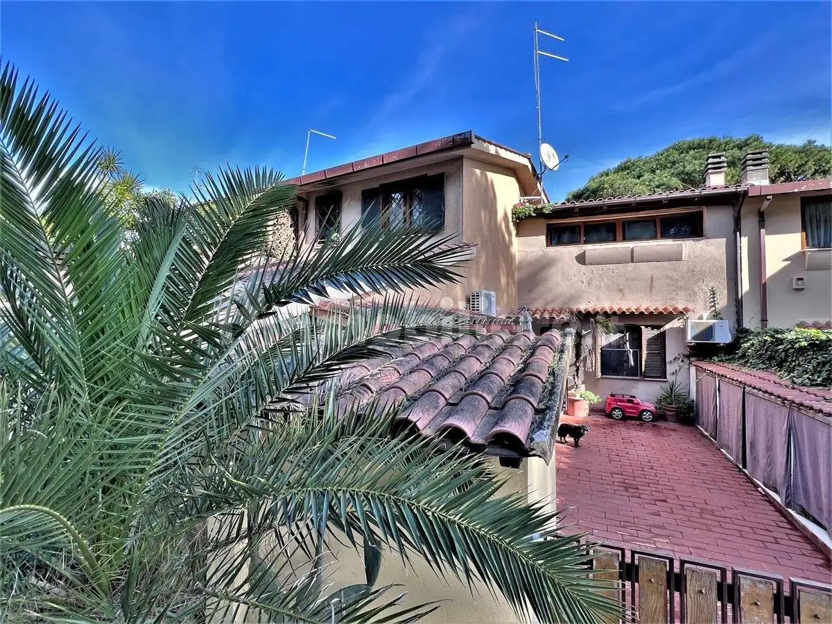 Villa a schiera in vendita a Roma