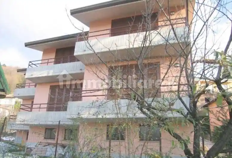 Villetta a schiera in vendita a Brunate