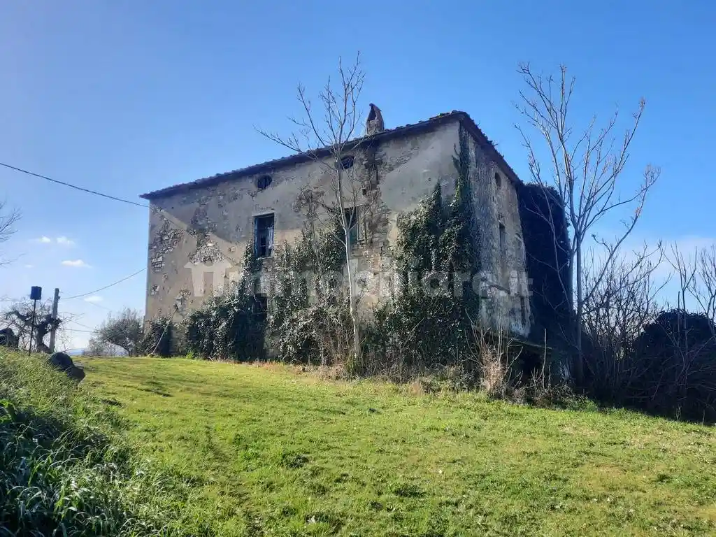 Rustico - Casale in vendita a Poggibonsi