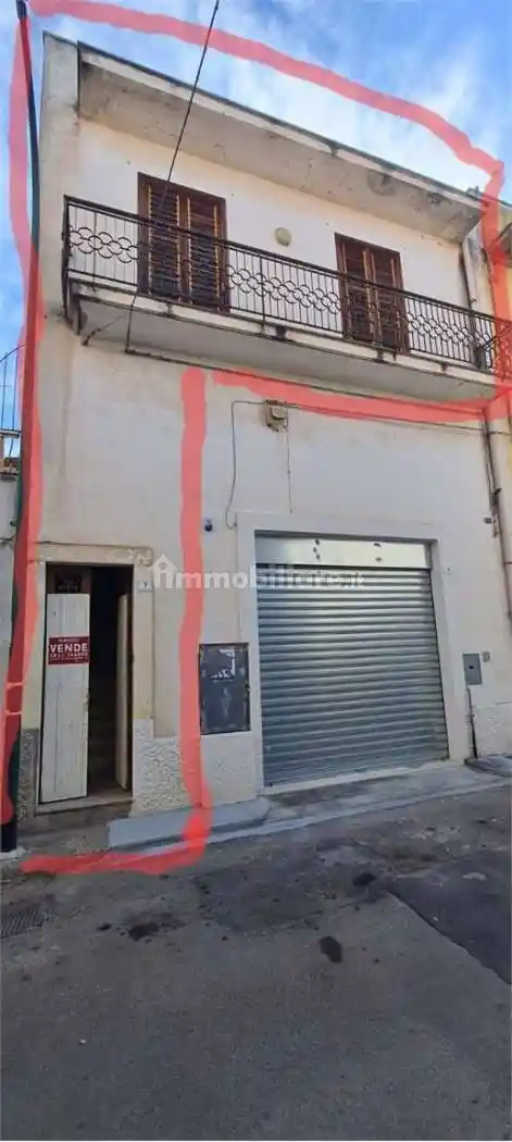 Appartamento in vendita a Aradeo