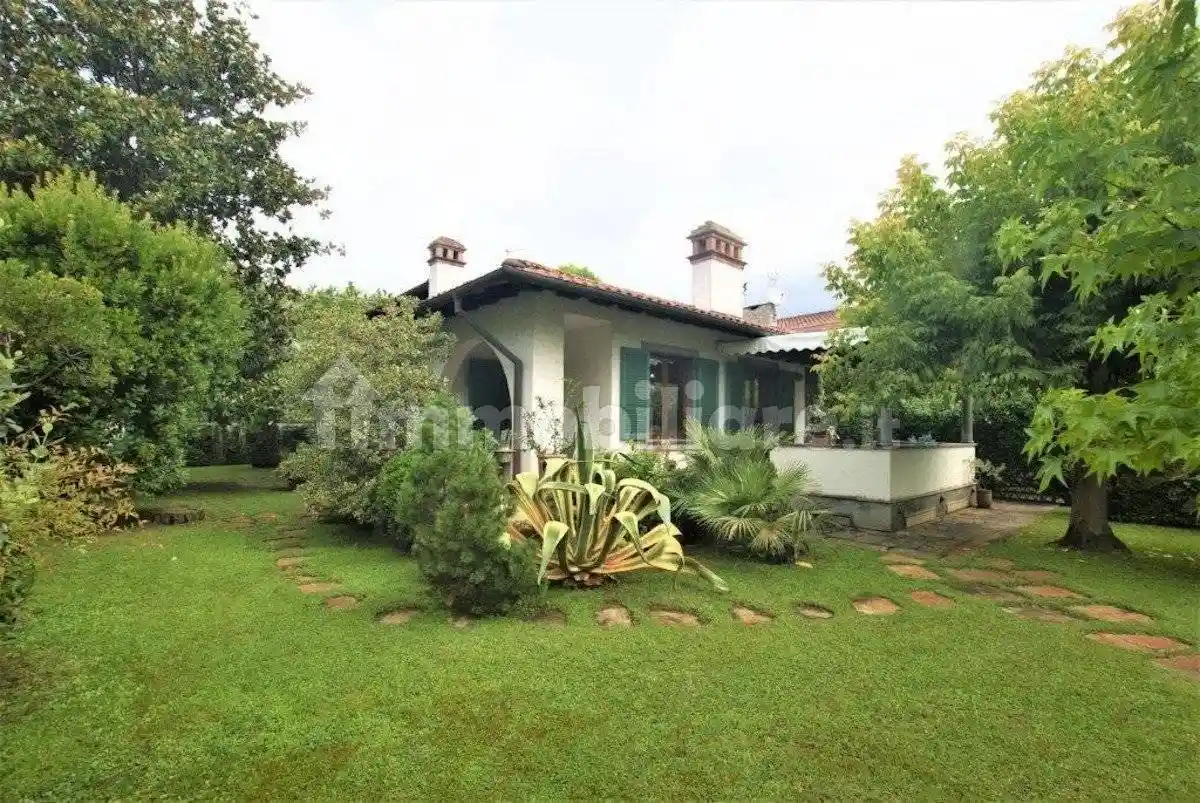 Villa in affitto a Forte dei Marmi
