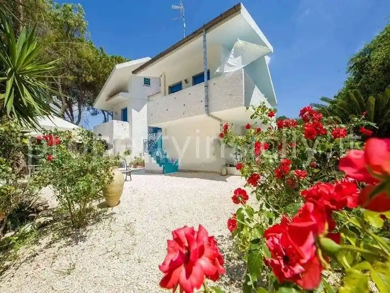 Villa in vendita a Siracusa