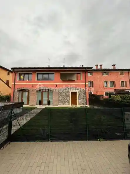 Rustico Strada La Rizza 75, Sacra Famiglia - Castel D'Azzano, Verona - foto 2