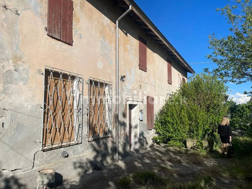 Rustico - Casale in vendita a Polesine Zibello