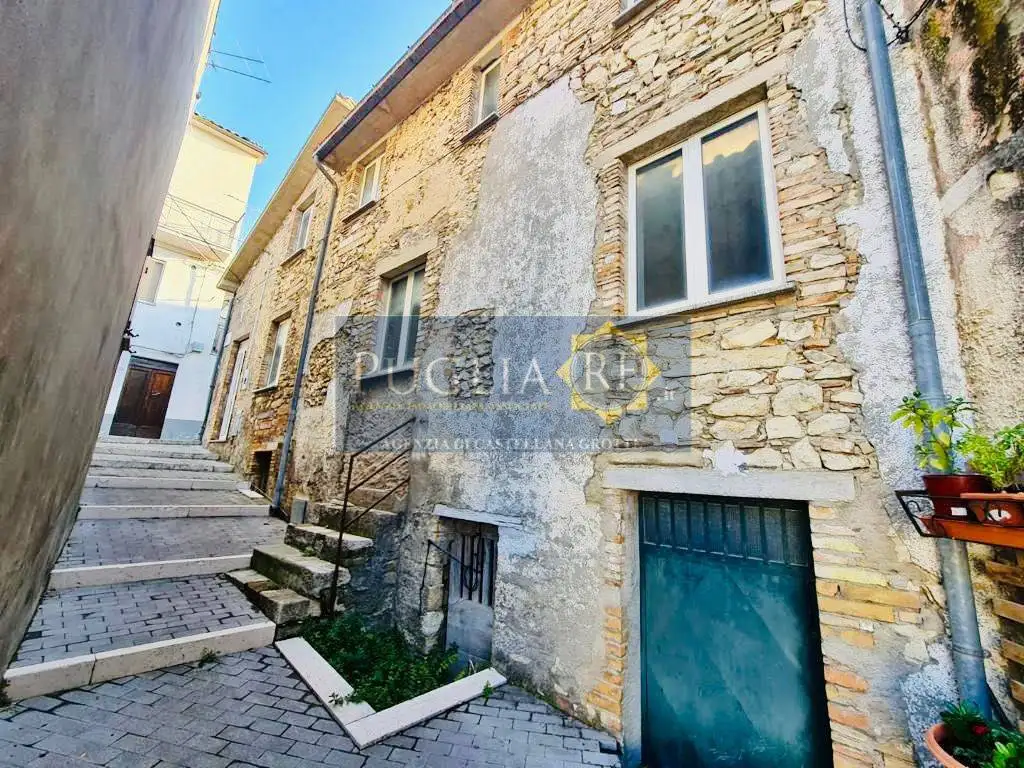 Casa indipendente in vendita a Carunchio