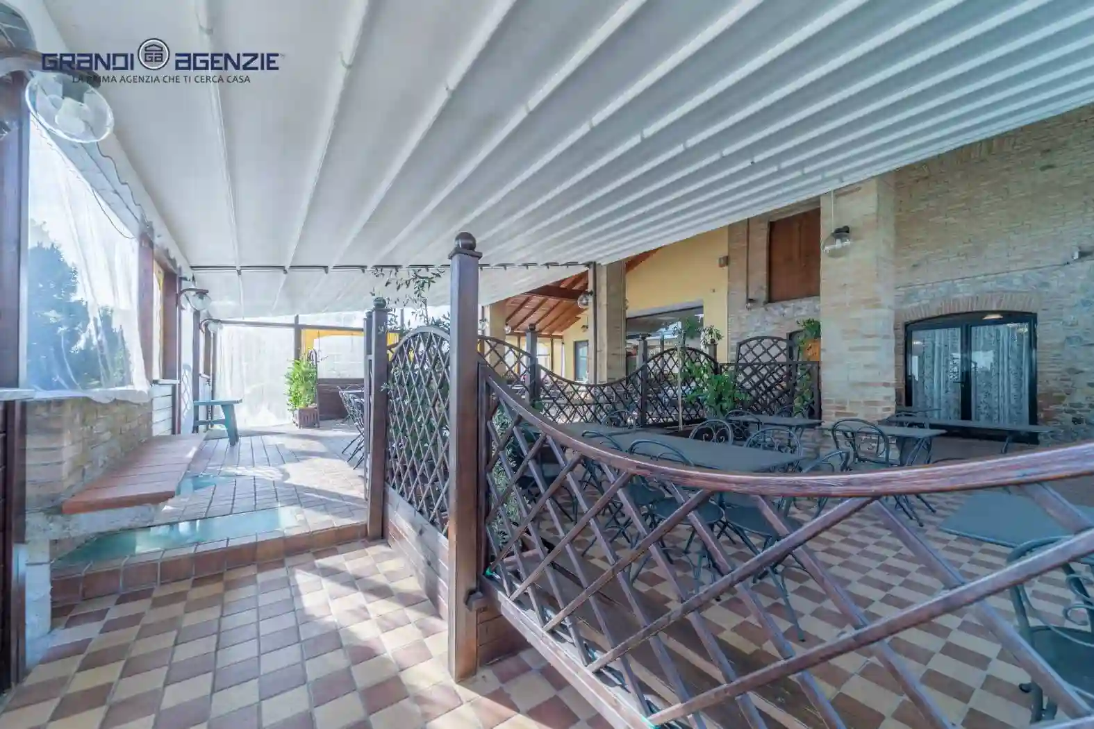 Palazzo - Edificio - foto 2