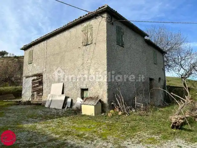 Rustico - Casale in vendita a Borghi