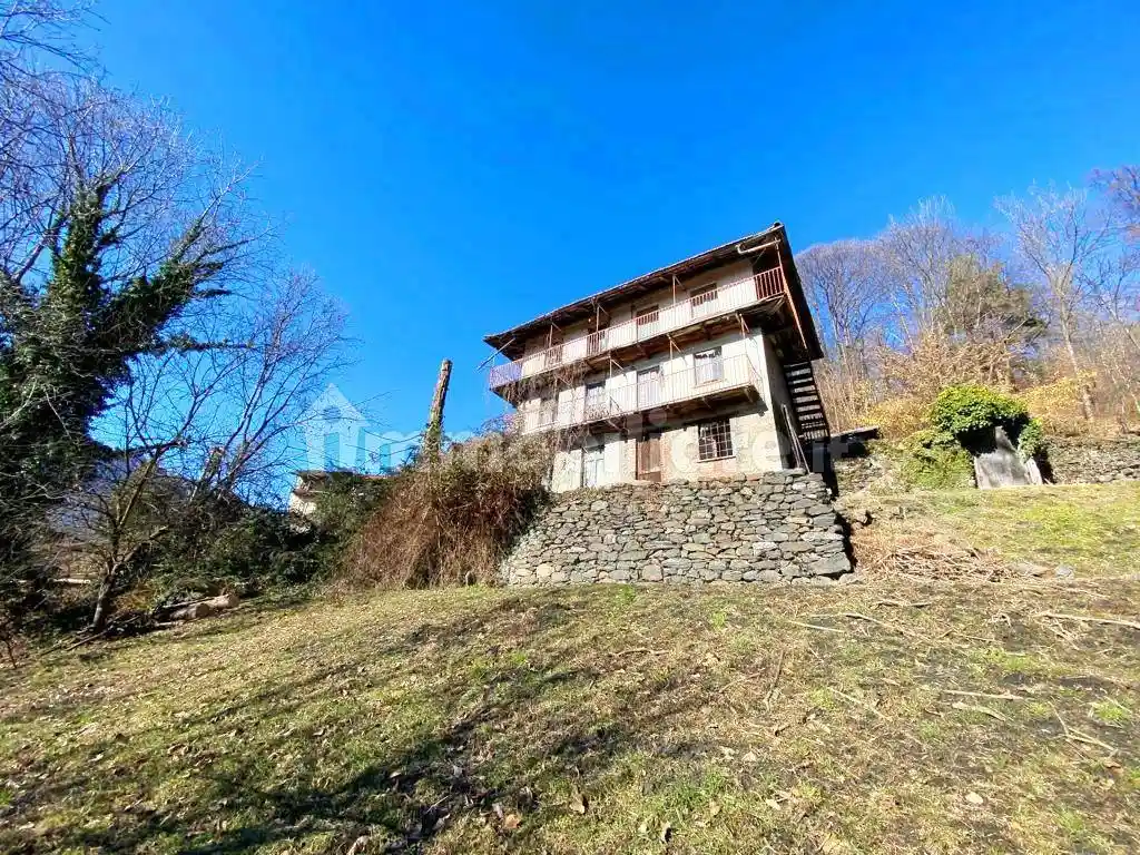 Casa indipendente in vendita a Pinasca