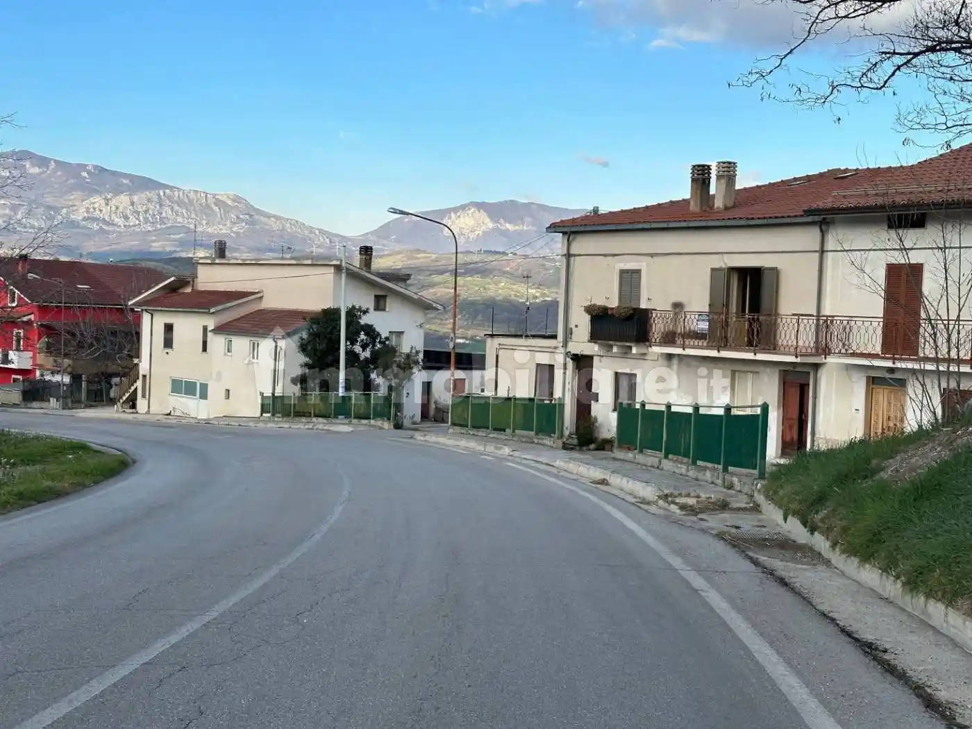 Terratetto unifamiliare via San Cesidio, Centro, San Valentino in Abruzzo Citeriore - foto 4