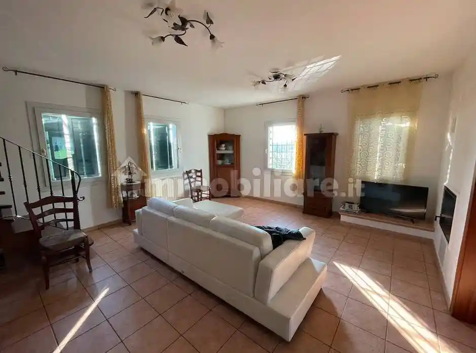 Villa in vendita a San Prospero