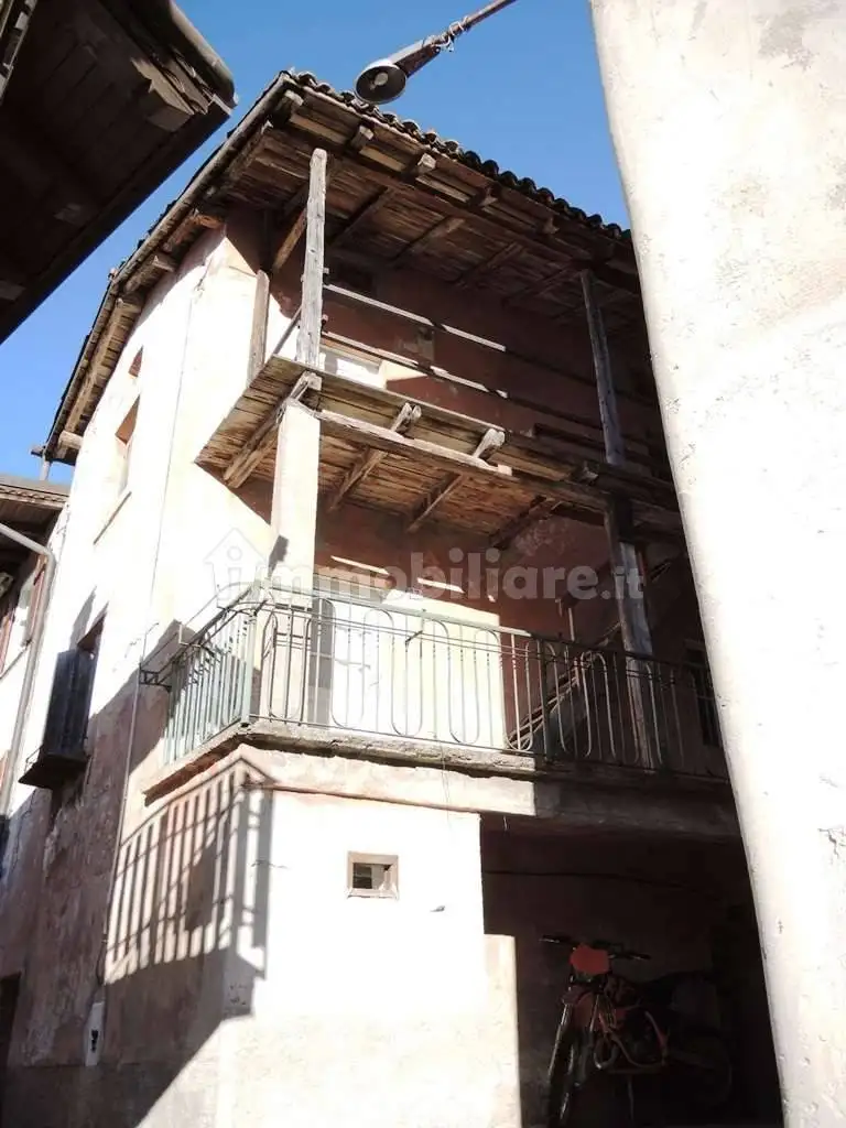 Casa indipendente in vendita a Trambileno