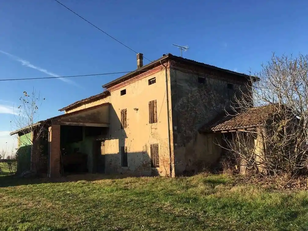 Rustico - Casale in vendita a Busseto