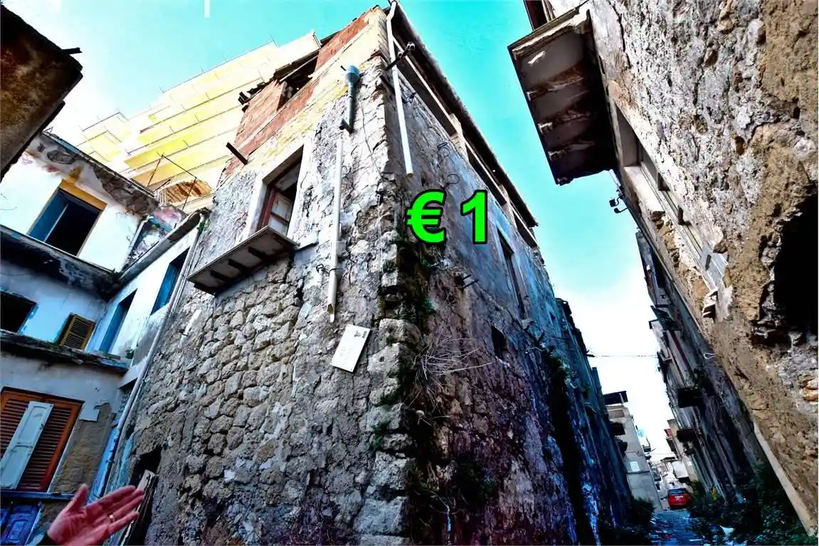 Casa indipendente in vendita a Favara