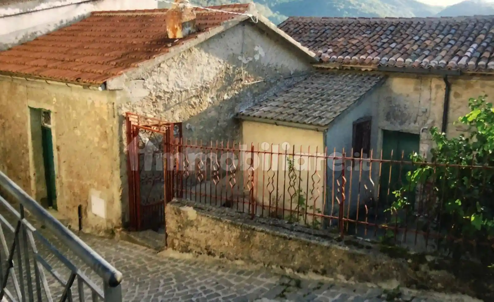 Rustico - Casale in vendita a Casalbuono