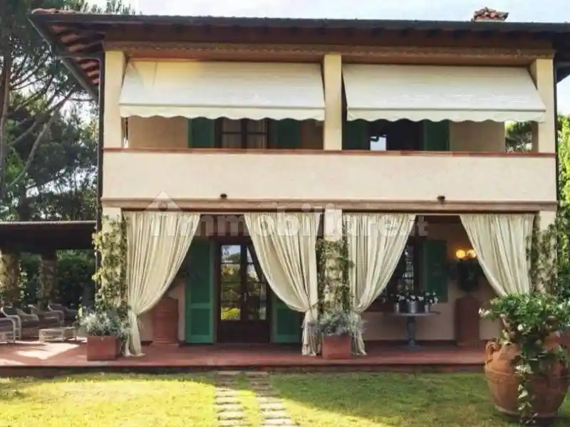 Villa in affitto a Forte dei Marmi