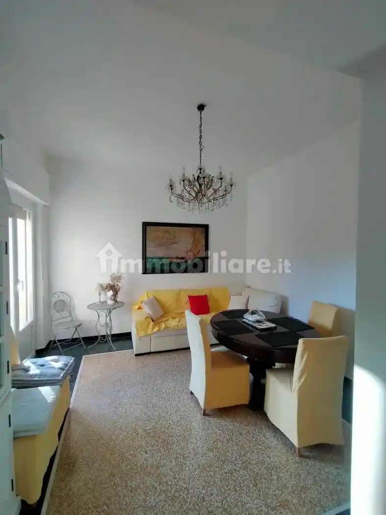 Appartamento in affitto a Varazze