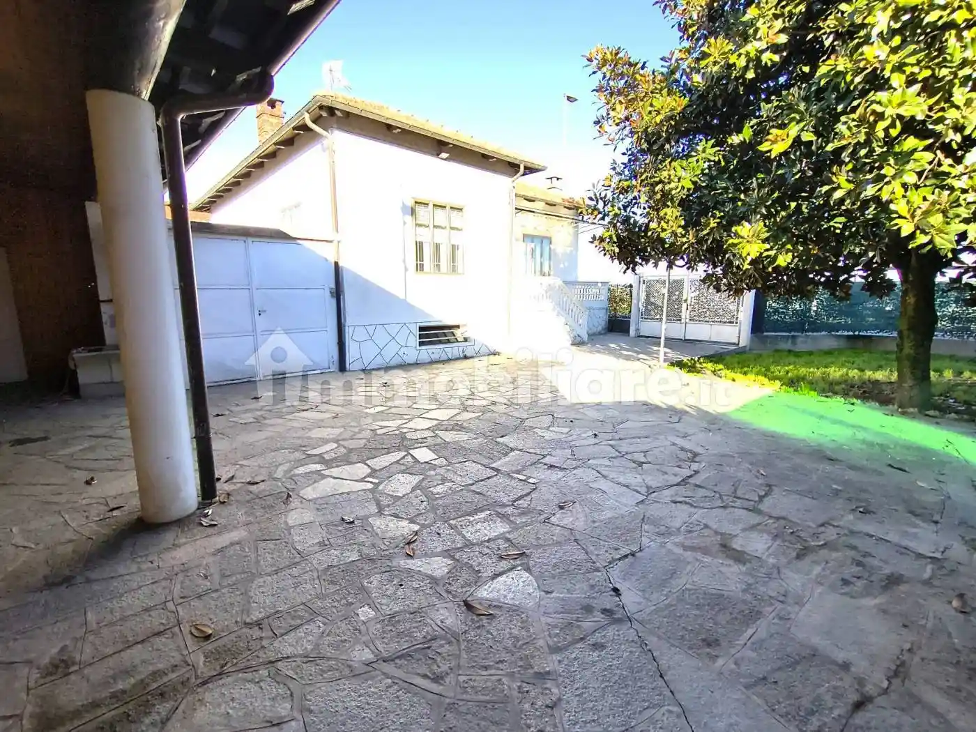 Villa unifamiliare via Antica di Pinerolo, Centro, Cavour - foto 3