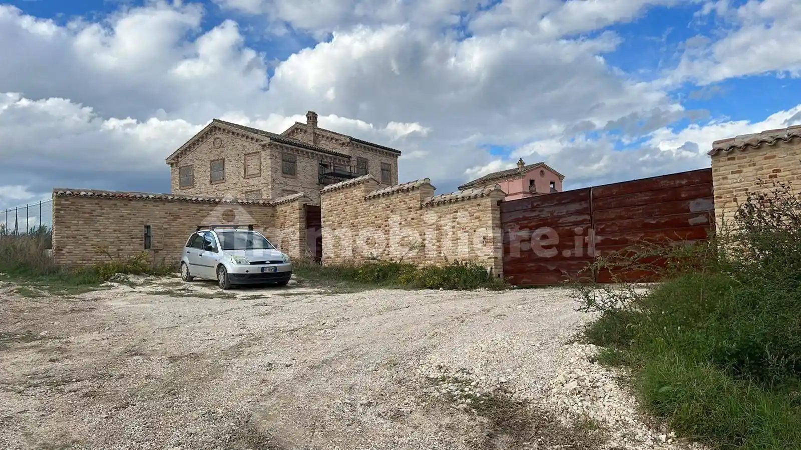 Rustico - Casale in vendita a Recanati
