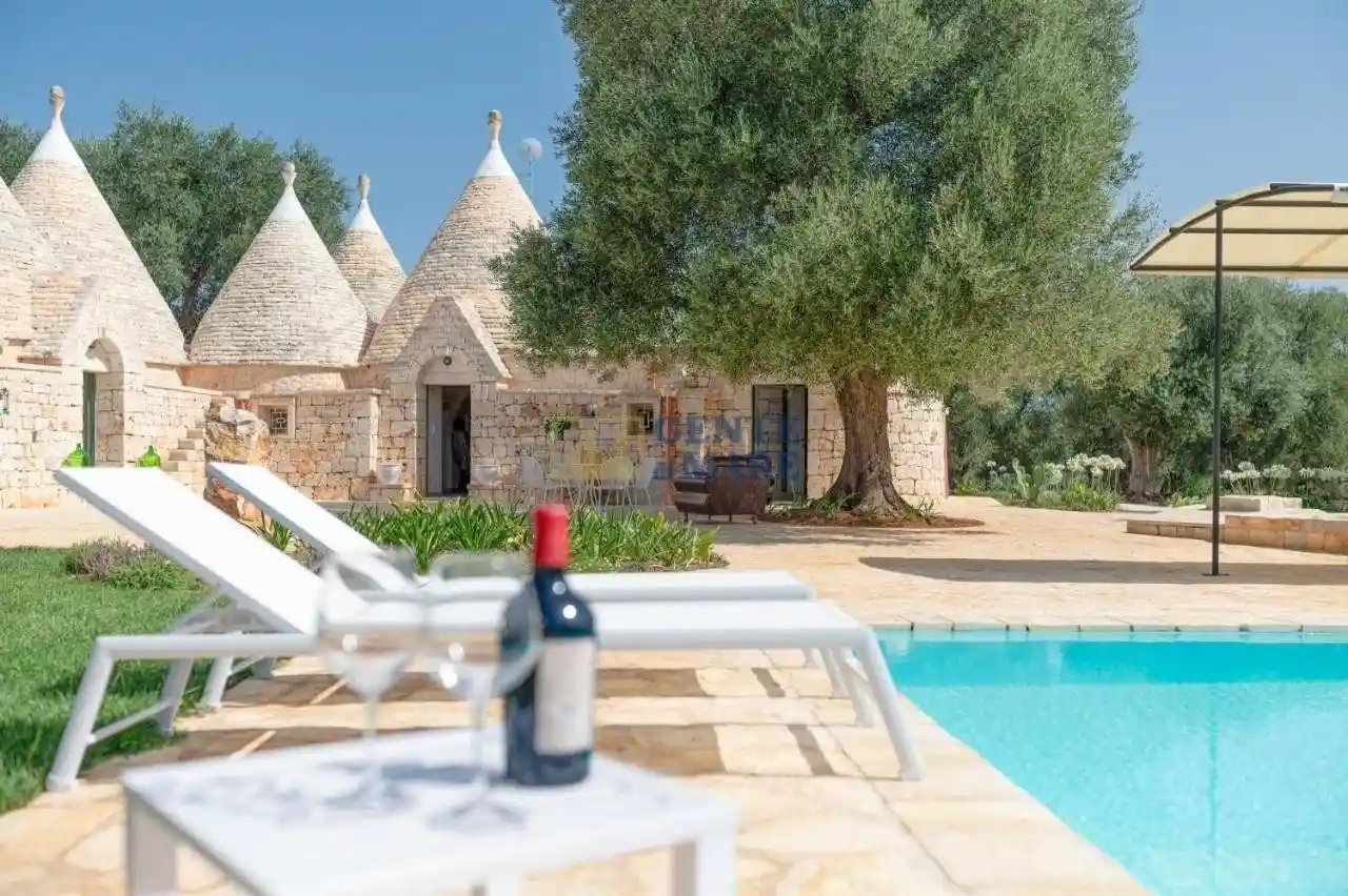 Rustico - Casale in vendita a Ostuni