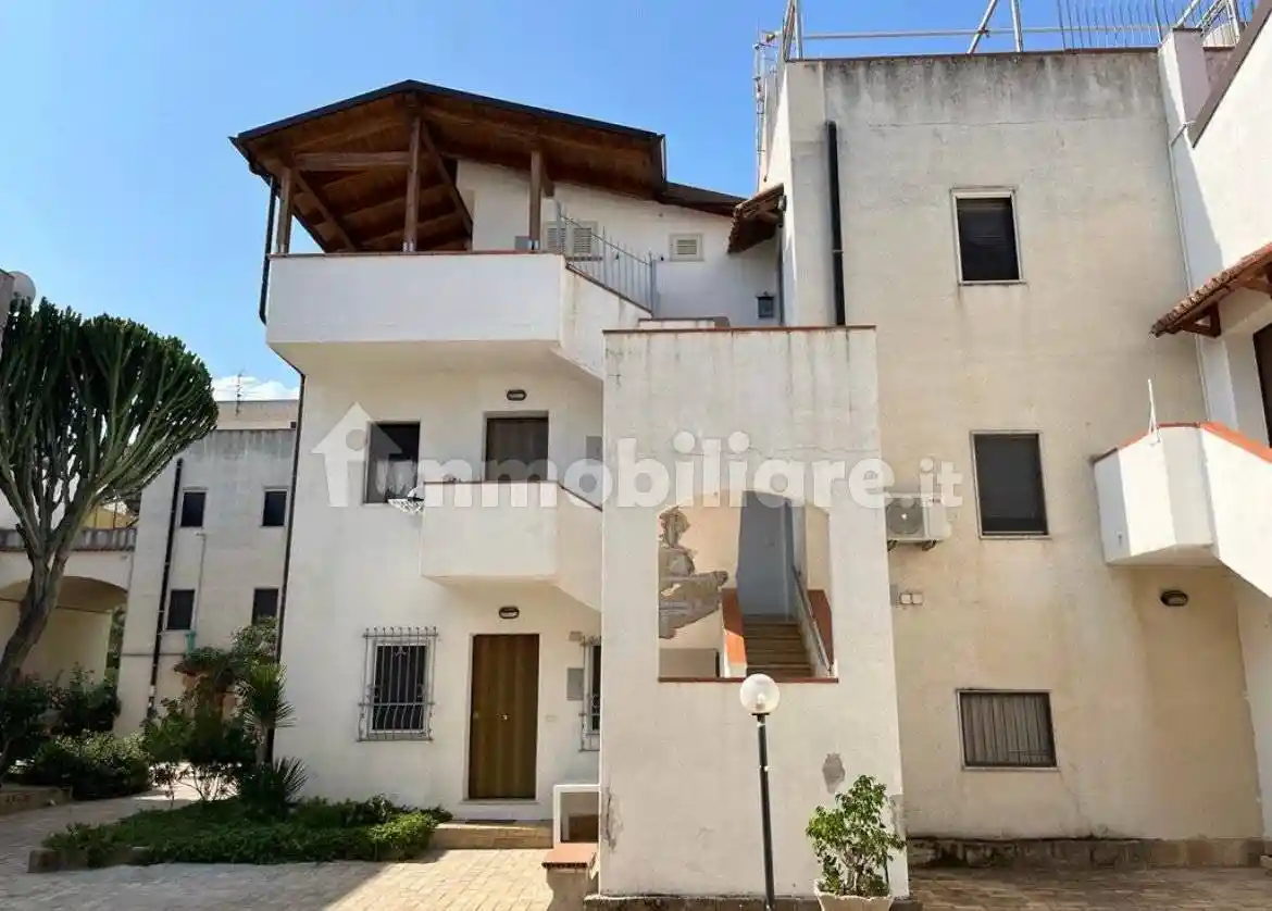 Trilocale viale John Fitzgerald Kennedy 108, Soverato Marina, Soverato - foto 2