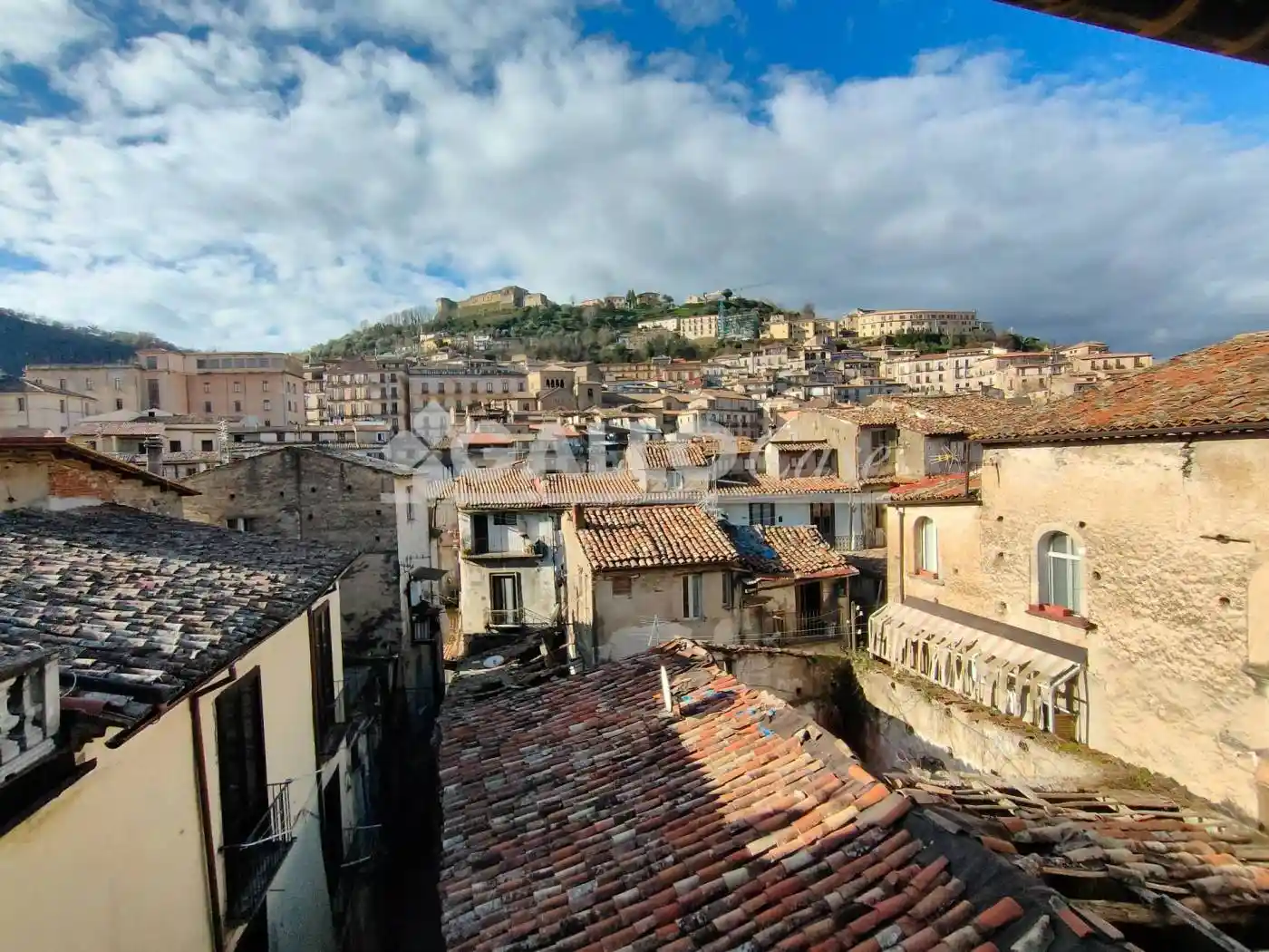 Trilocale Vico Marini Serra (alle spalle della Chiesa di San Gaetano), Centro Storico, Cosenza - foto 2