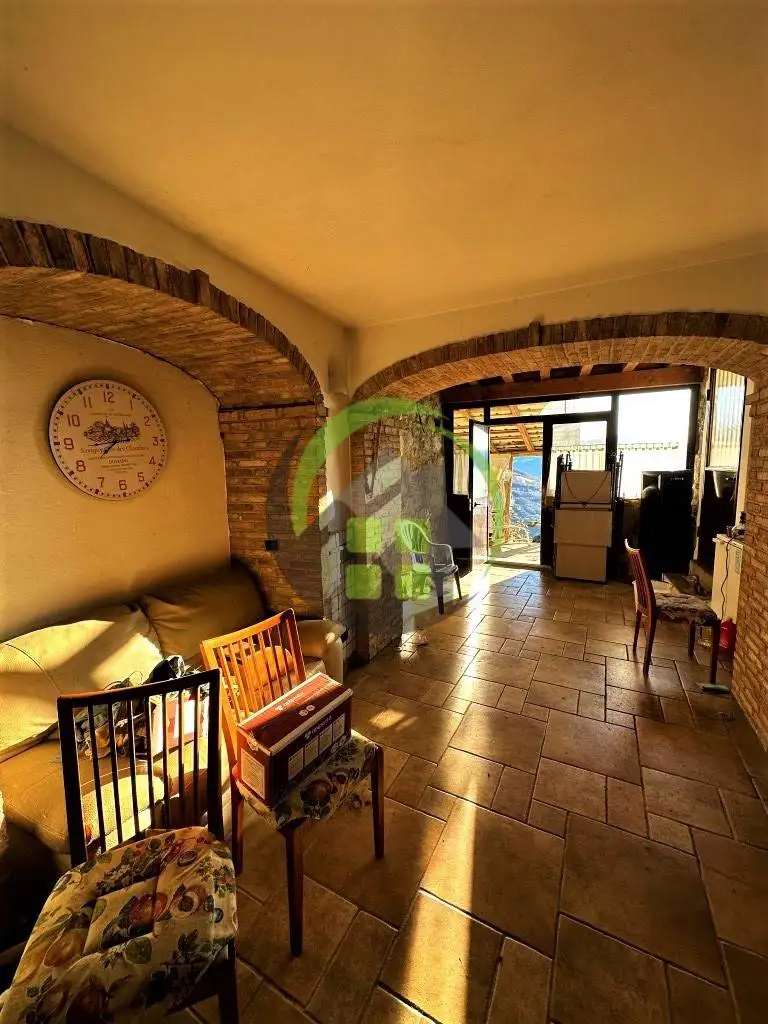 Casale, da ristrutturare, 165 m², Colzate - foto 3