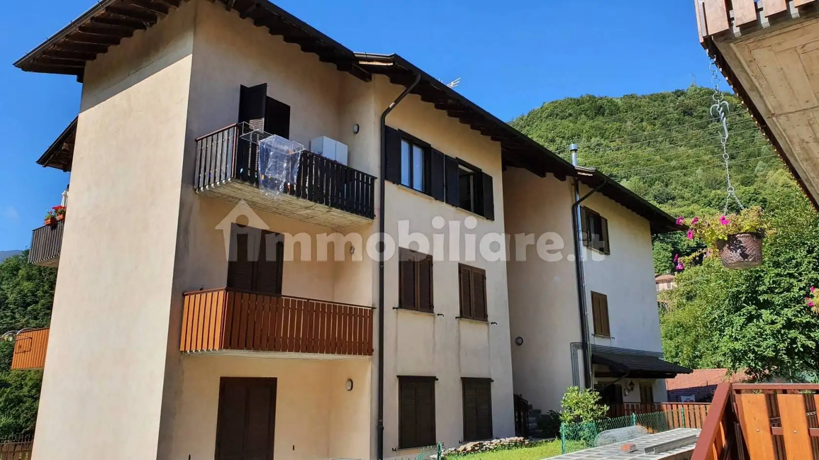 Appartamento in vendita a Camerata Cornello