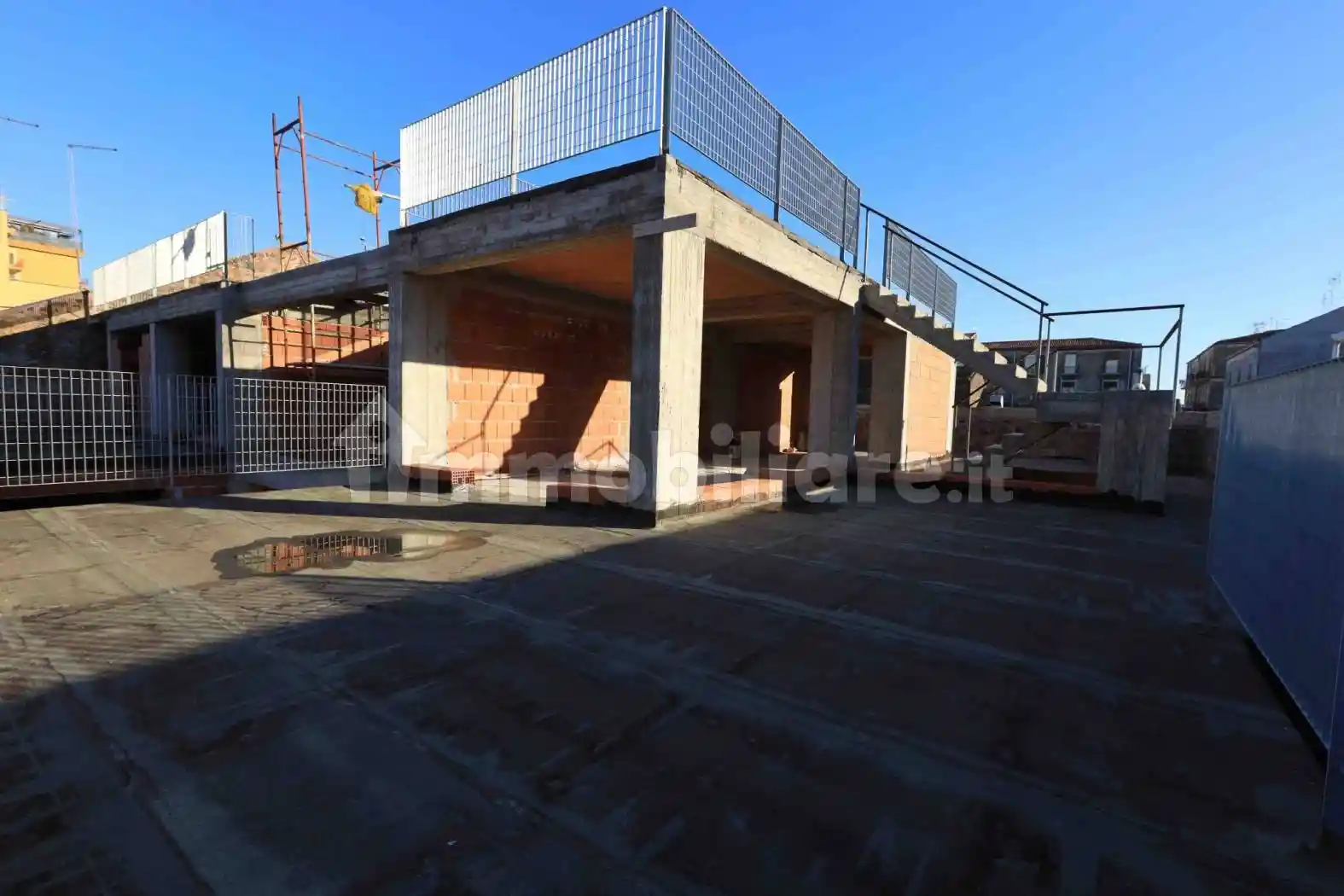 Palazzo - Edificio in vendita a Catania