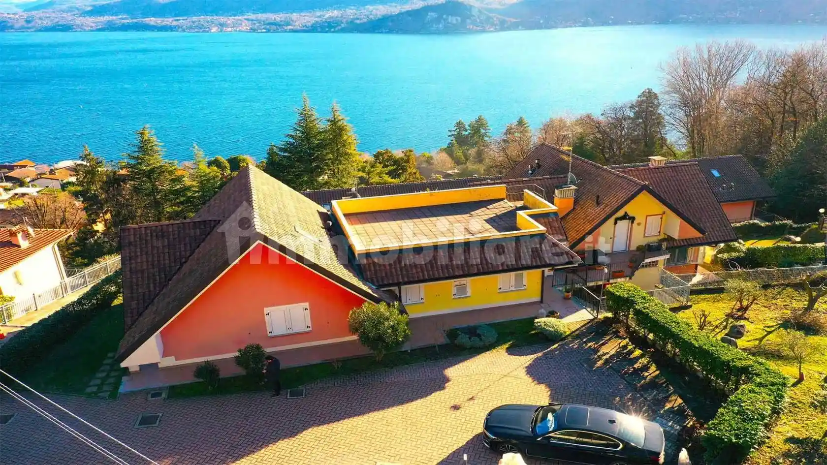 Casa indipendente in vendita a Ghiffa