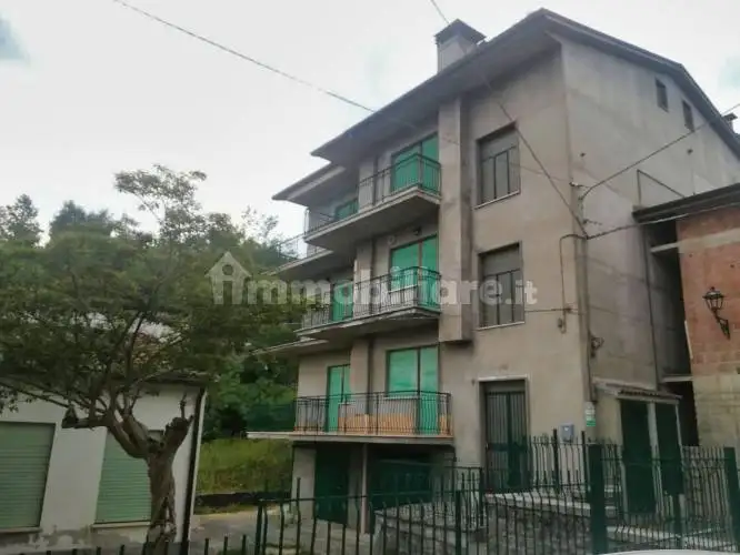 Appartamento in vendita a Crognaleto