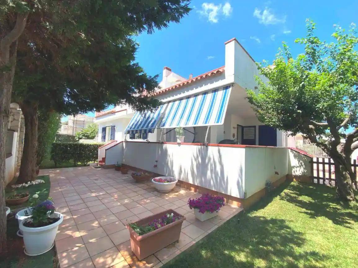 Villa in vendita a Isola delle Femmine