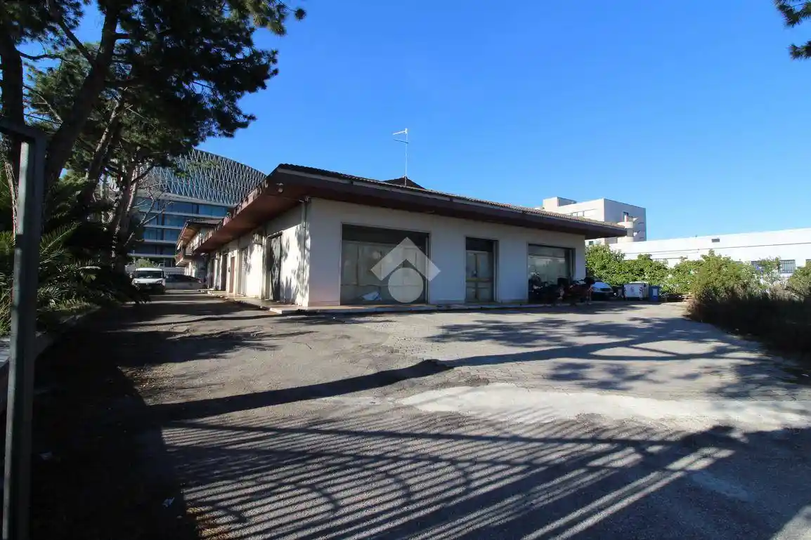 Palazzo - Edificio in Vendita - foto 2