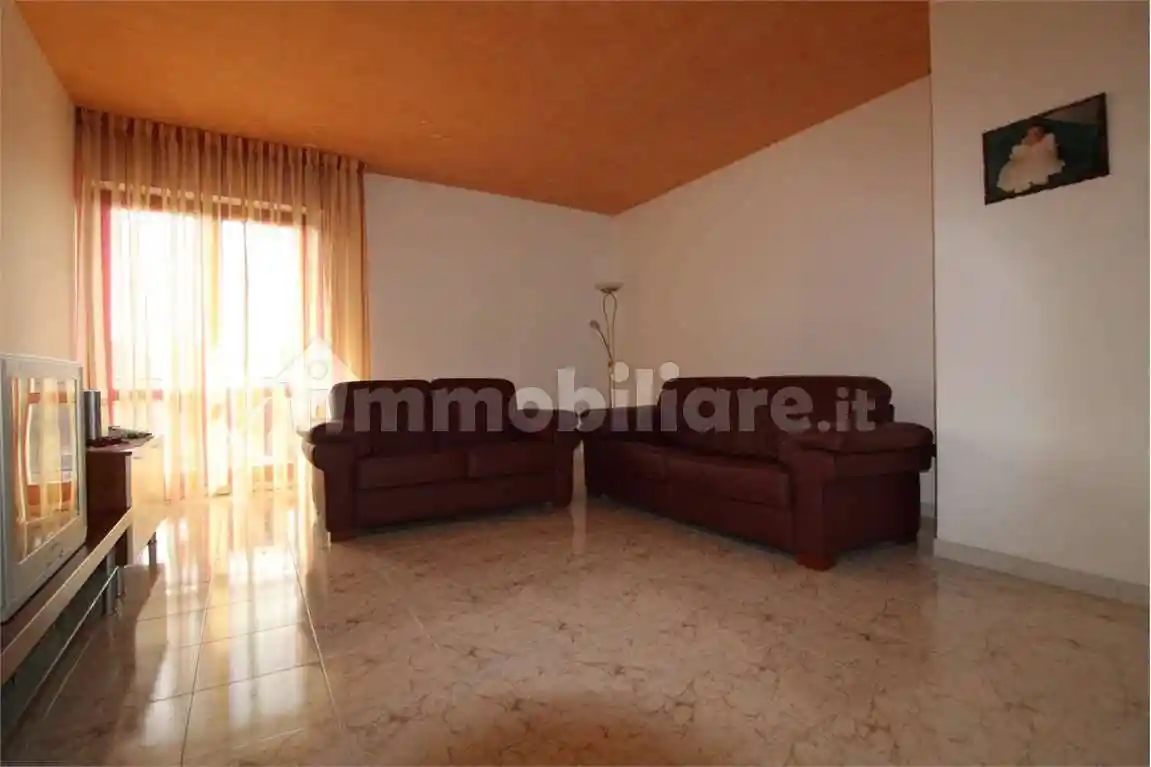 Appartamento buono stato, terzo piano, Centro, Tito - foto 2