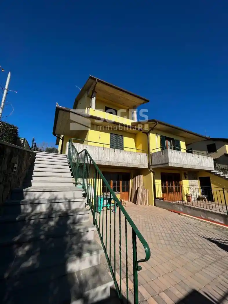 Appartamento in vendita a Loro Ciuffenna