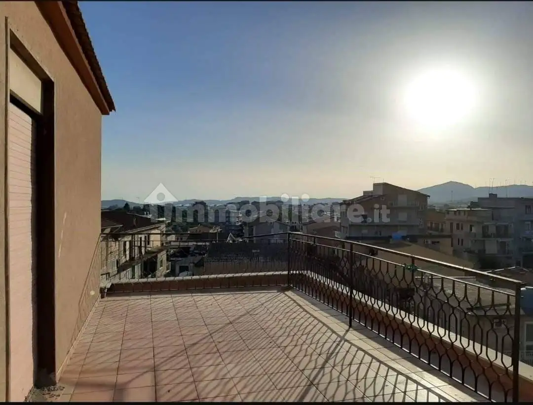 Palazzo - Edificio in vendita a Raffadali