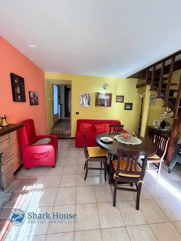 Rustico - Casale in vendita a Torre Cajetani