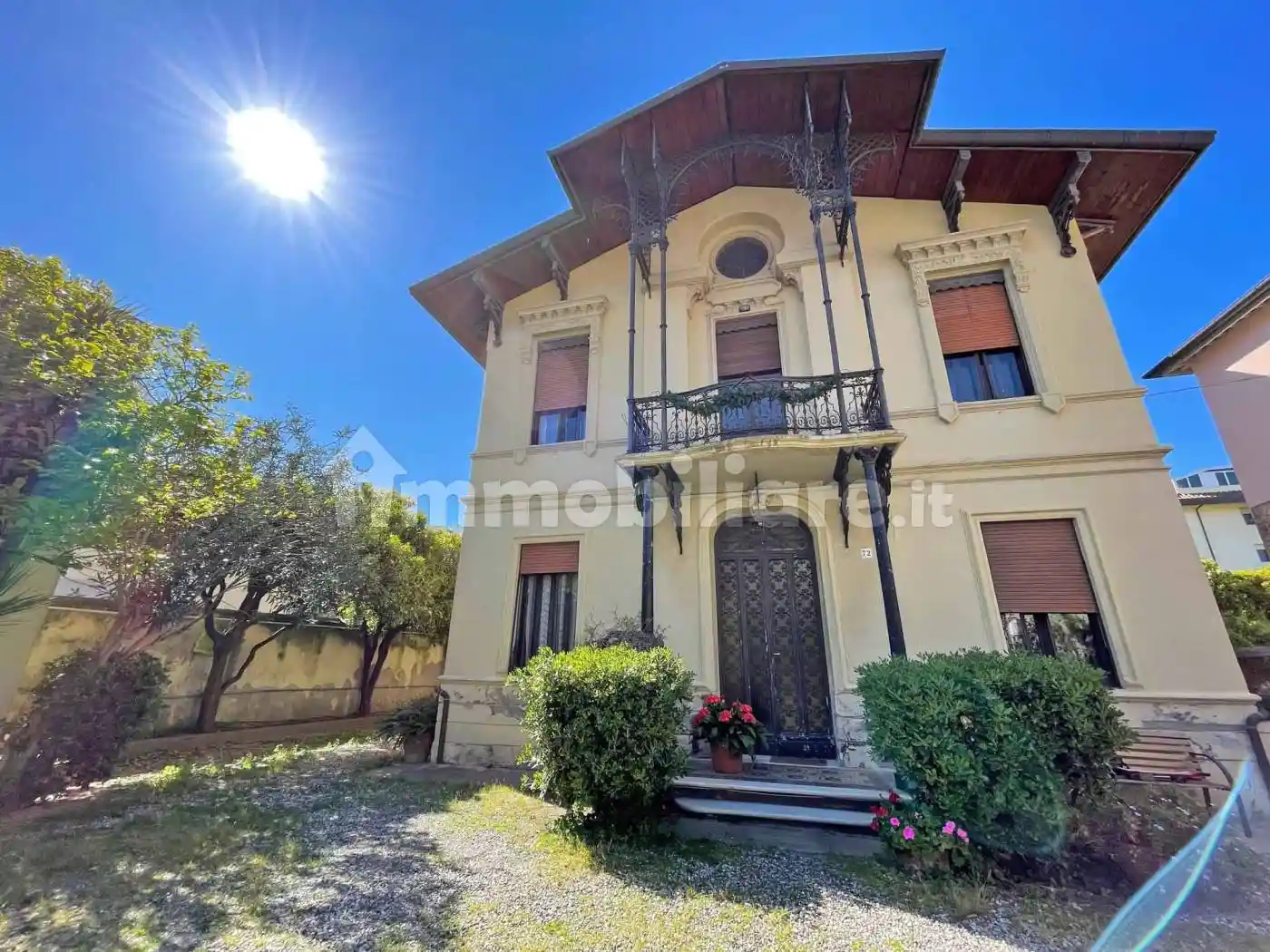Villa in vendita a Livorno