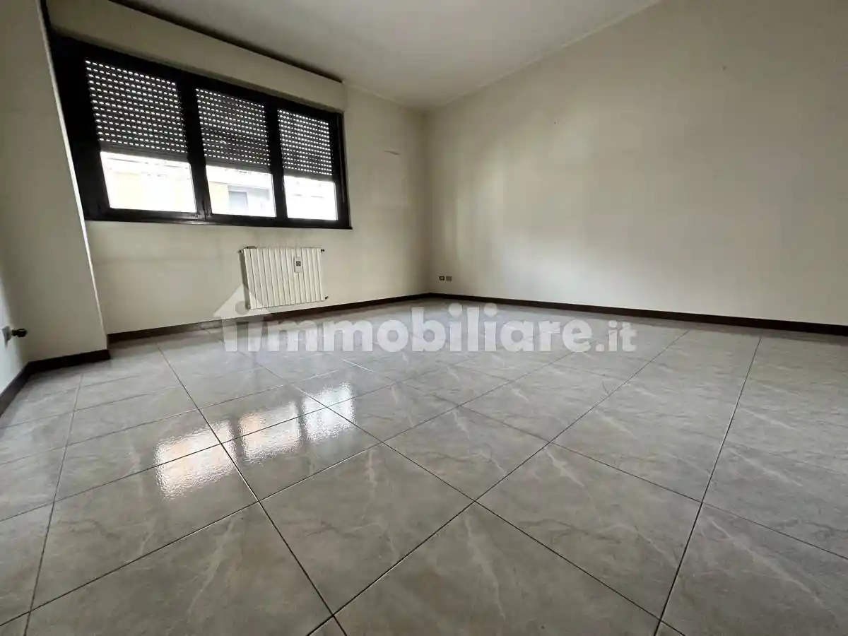 Trilocale via Ernesto Teodoro Moneta, 43, Affori, Milano - foto 2