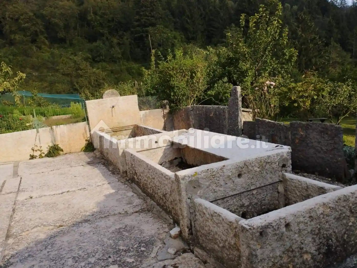 Casa indipendente in vendita a Sant'Anna d'Alfaedo